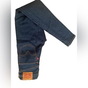 Levis mile high supper skinny jeans